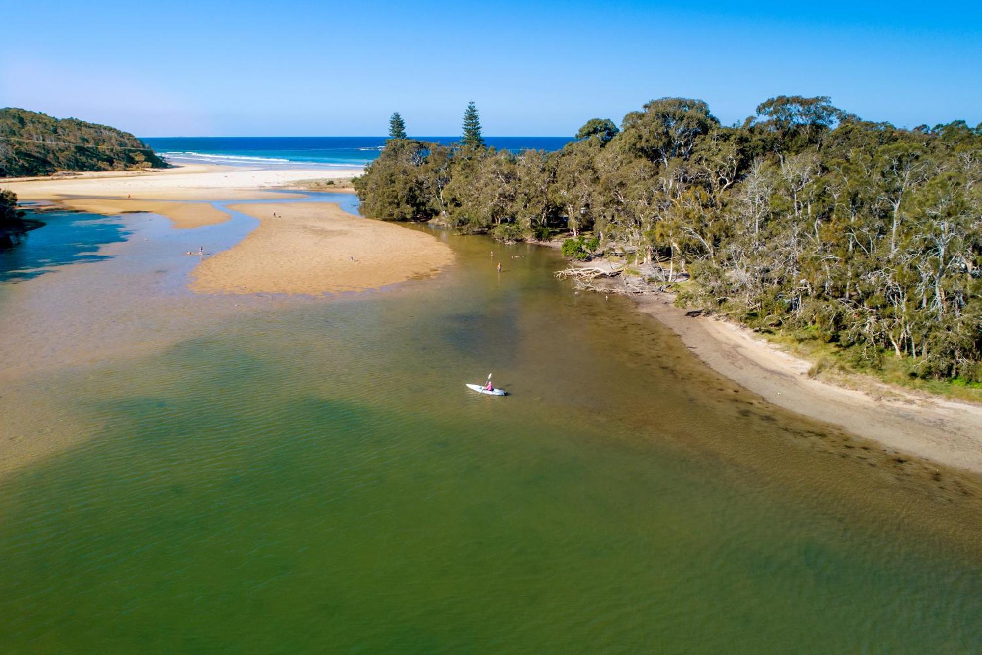 ホテル Woolgoolga Lakeside Holiday Park エクステリア 写真